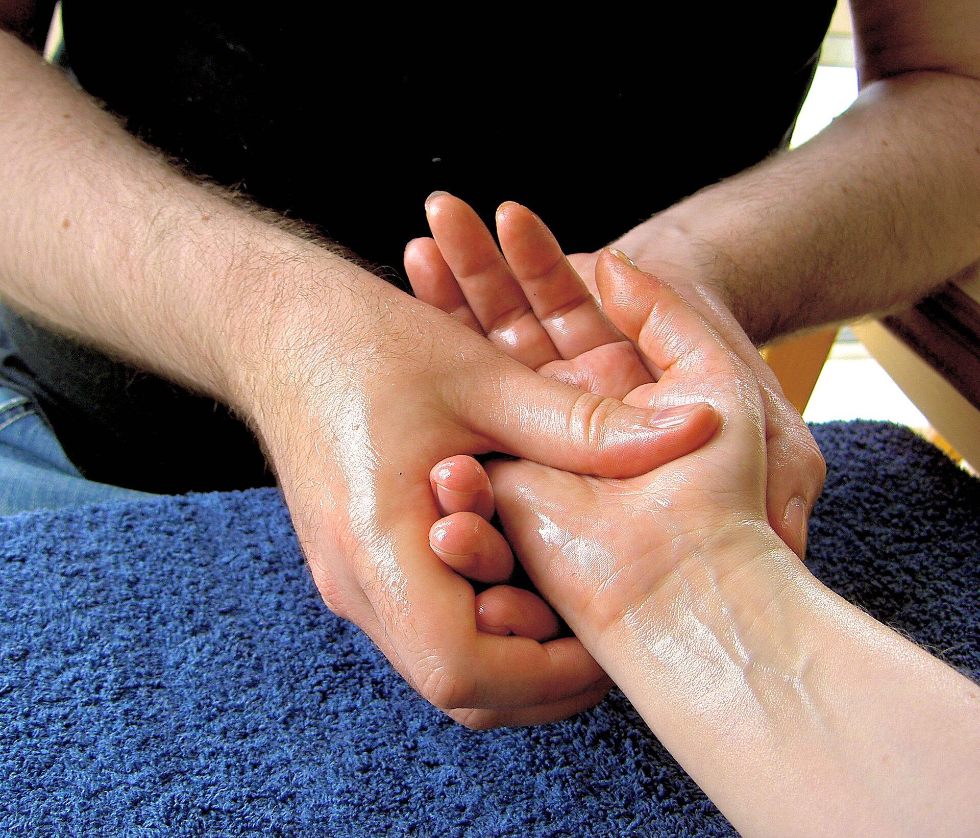 Do-in (auto-massage énergétique) : pratique, formation et cadre en France